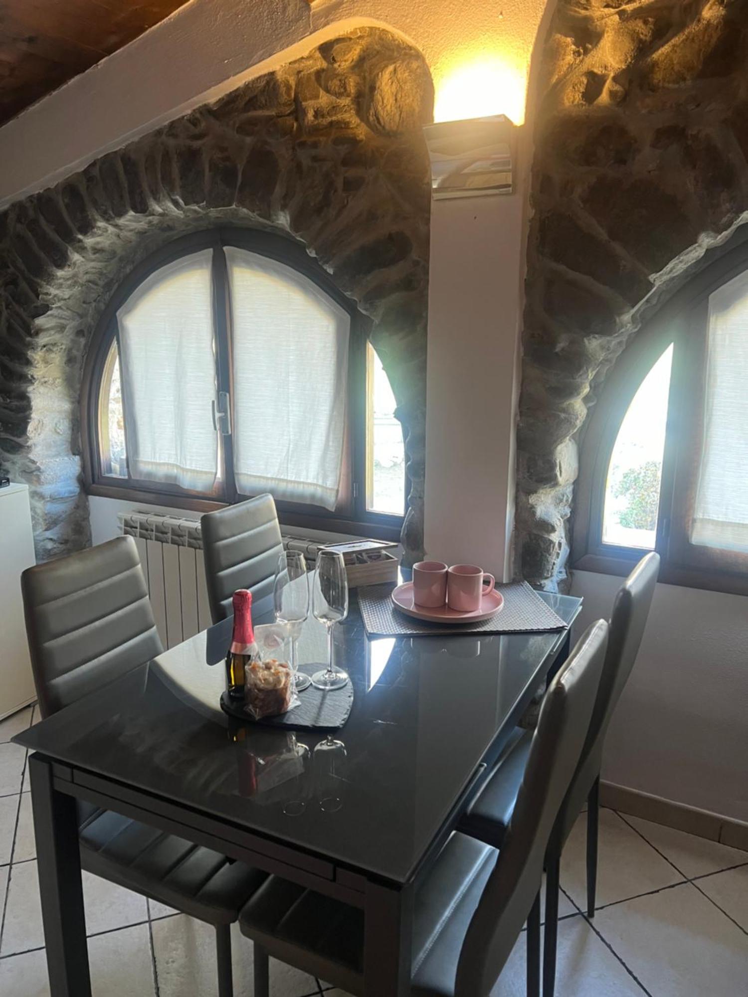 Ferienwohnung Casa Ale Dolceacqua Exterior foto