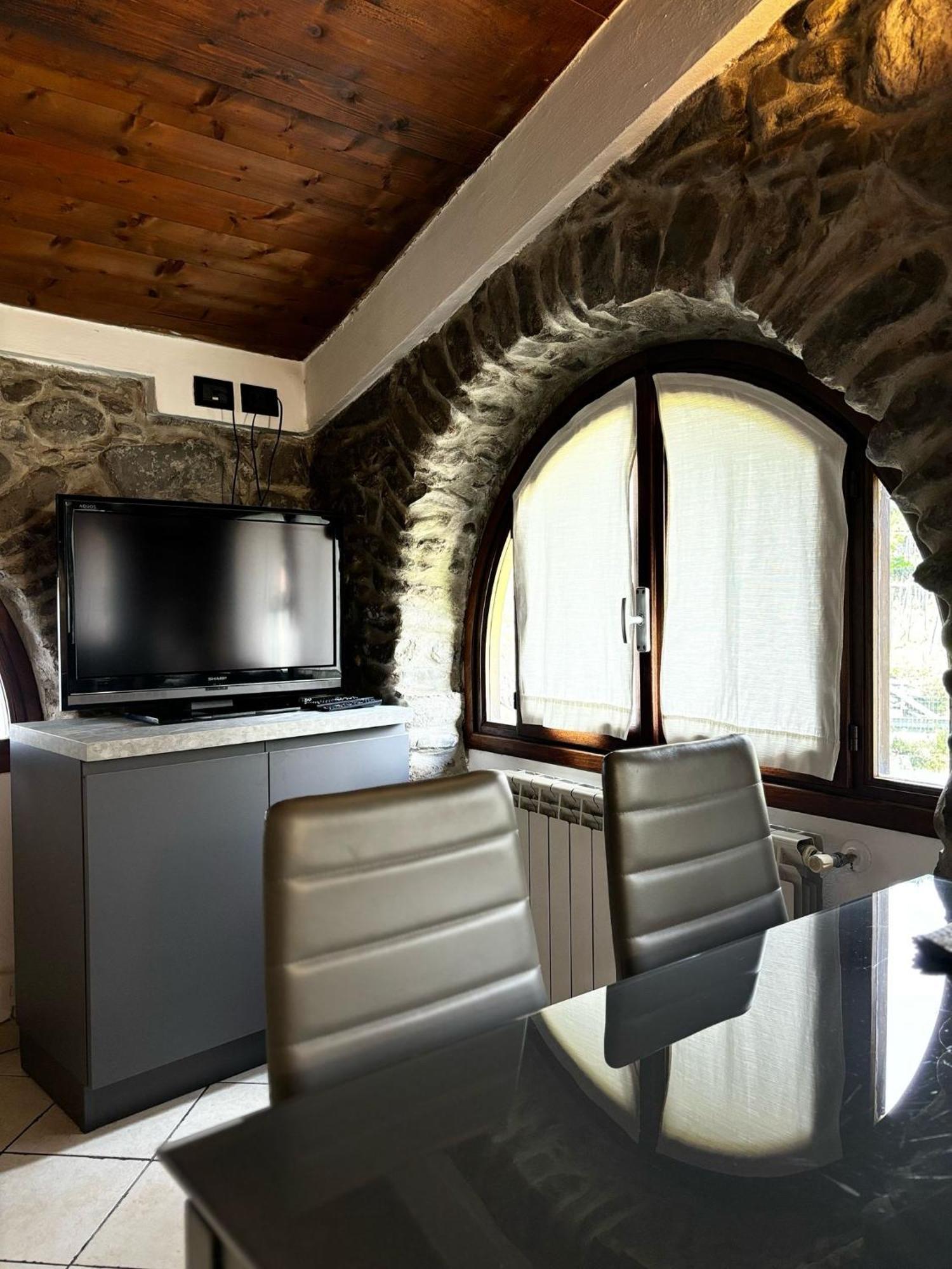 Ferienwohnung Casa Ale Dolceacqua Exterior foto